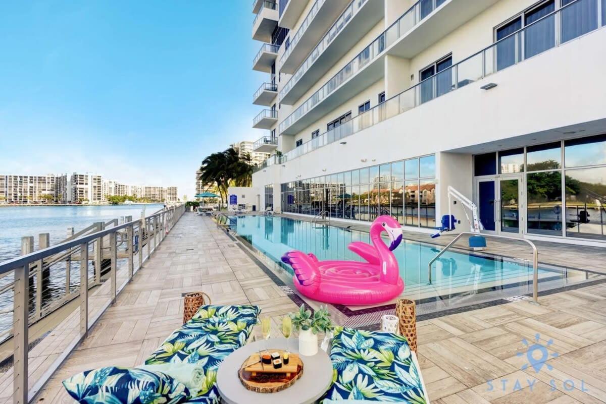 Coastal Relaxation - Parking Included - Amazing Pools Apartment Hollywood Exterior foto