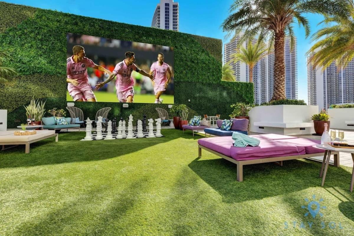 Coastal Relaxation - Parking Included - Amazing Pools Apartment Hollywood Exterior foto