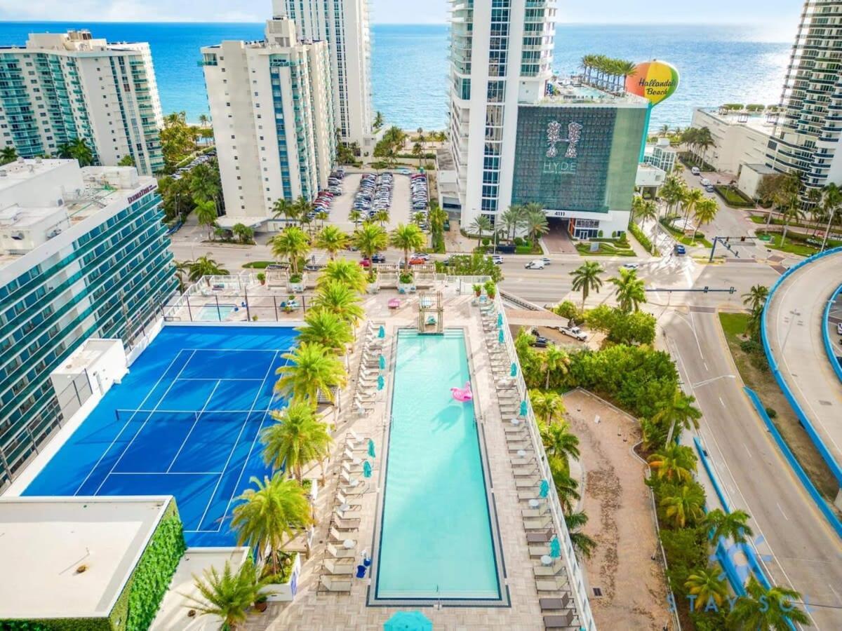 Coastal Relaxation - Parking Included - Amazing Pools Apartment Hollywood Exterior foto